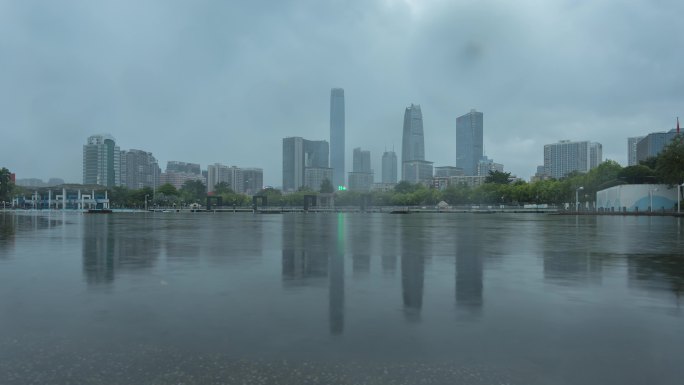 暴风雨中的东莞天际线风光