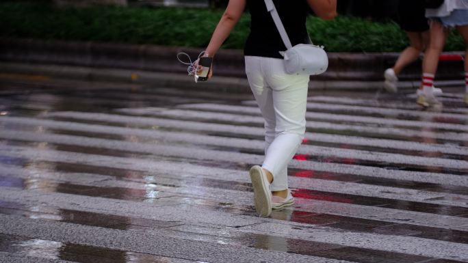 雨天街道