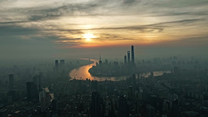 上海日出城市天际线航拍夏季雾霾上海黄浦江
