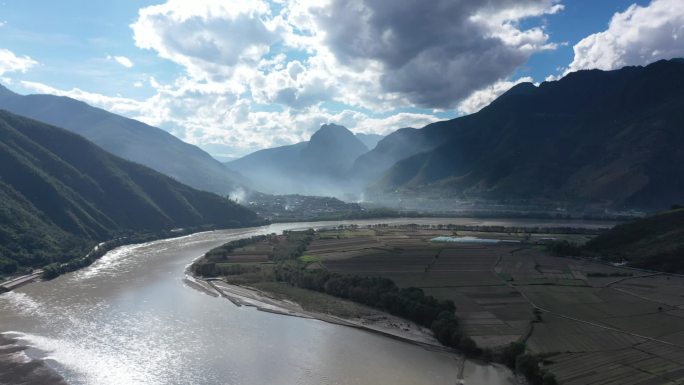 金沙江，农田，高原高山，河流，农村，农业