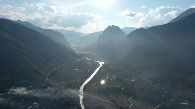 香格里拉，长江第一湾，河流，高原，高山