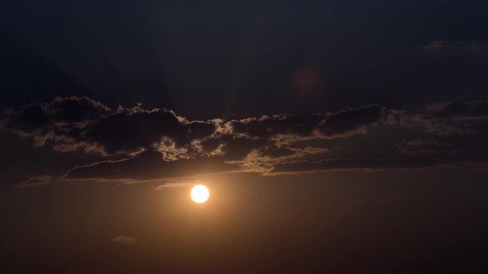 天空 云层 阳光 光芒  乌云遮挡阳光