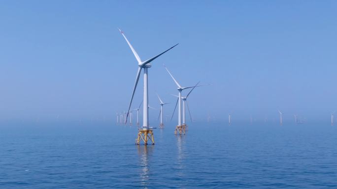 海上风力发电航拍全景展示
