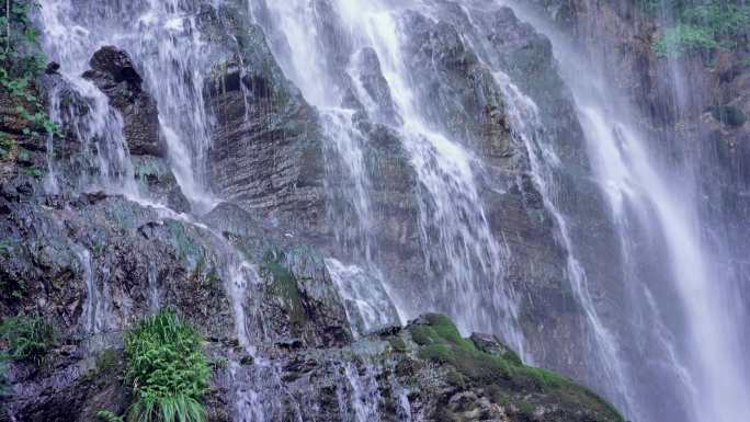 山间自然生态瀑布流水4K视频素材