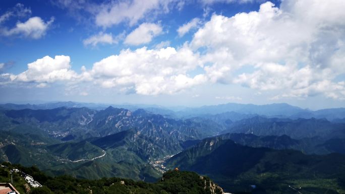 延时素材.百花山主峰看云海