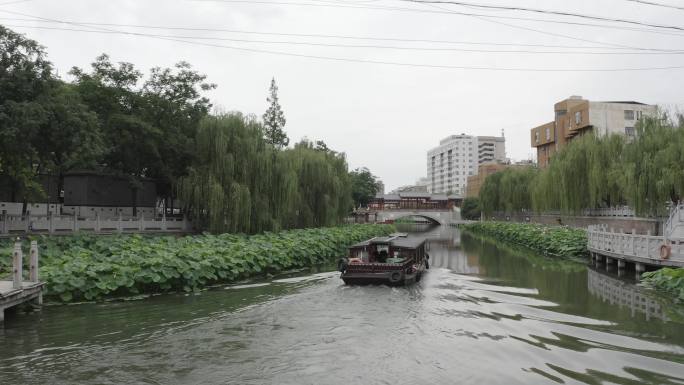 春季游船航拍