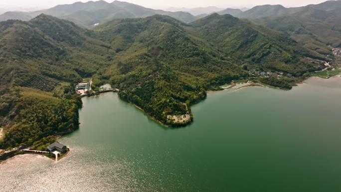 九龙湖秦山村三圣殿水库航拍