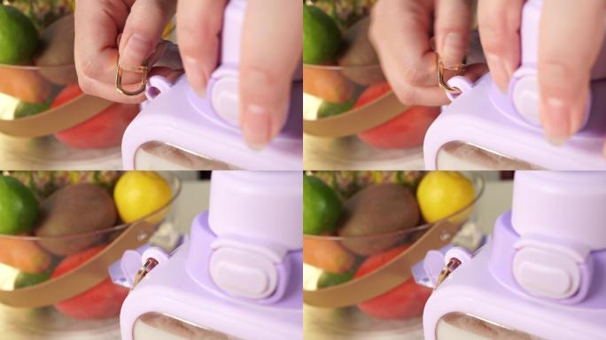 组装网红卡通儿童水壶背带