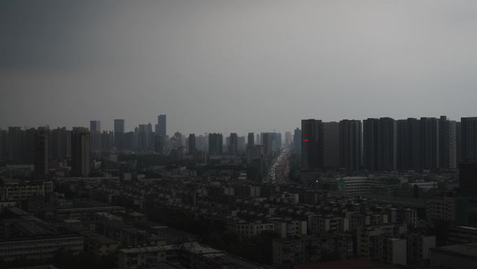 城市天空暴雨乌云来袭过程