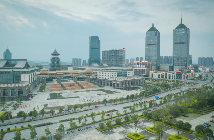 桂林城市建设航拍延时风光大气吾悦广场