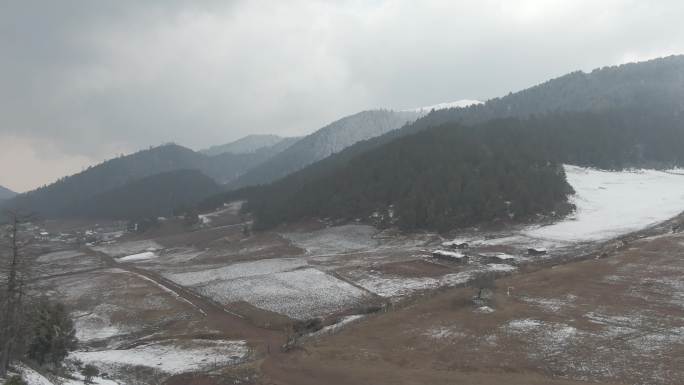 怒江 兰坪 云岭 湖泊 雪山