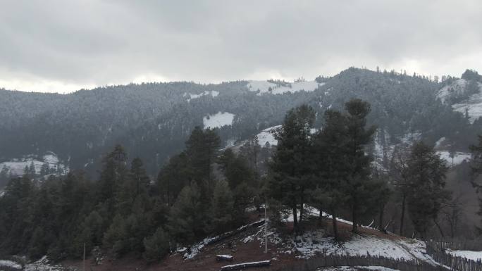 怒江 兰坪 云岭 湖泊 雪山