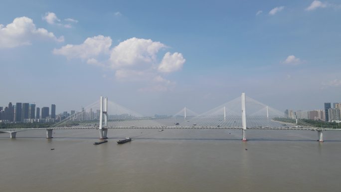 航拍湖北武汉长江二桥交通 (3)