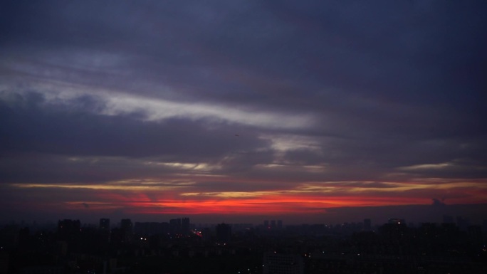 城市暮色傍晚夕阳西下落日余晖暮色苍茫