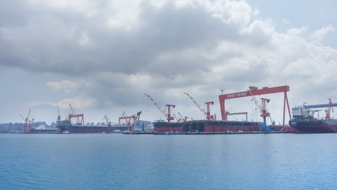 大连造船厂临海船舶重工工业城市延时