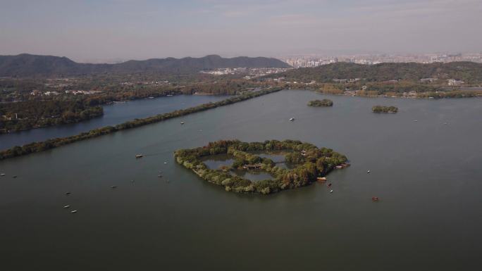 航拍杭州西湖断桥及周边地标大景空镜