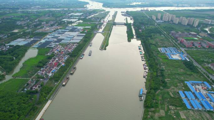 航拍上海大治河水闸