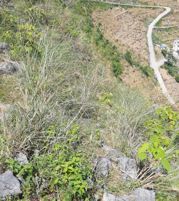 边远山区村落 喀斯特地貌