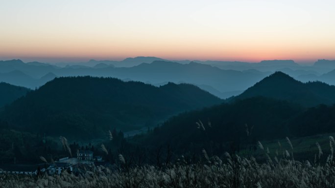 湖北恩施山区日出晨曦4K