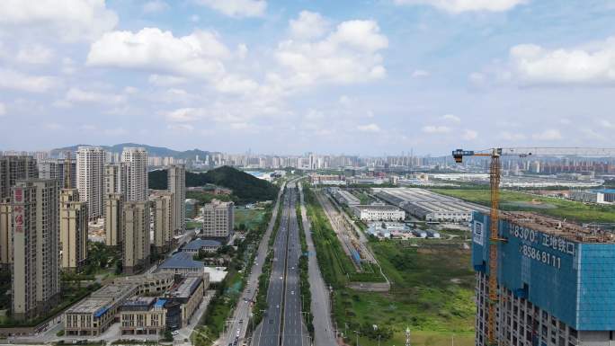 航拍长沙高新区岳麓大道