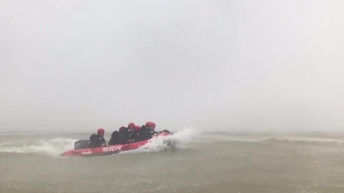 水上救援台风救援真实纪实