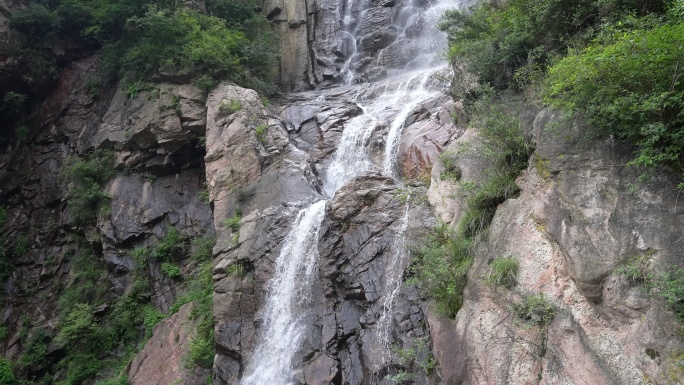 瀑布山泉水清洁水源