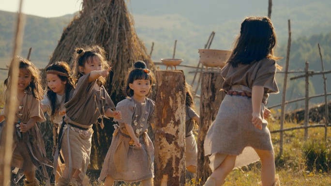 远古人儿童伙伴玩耍远古部落生活