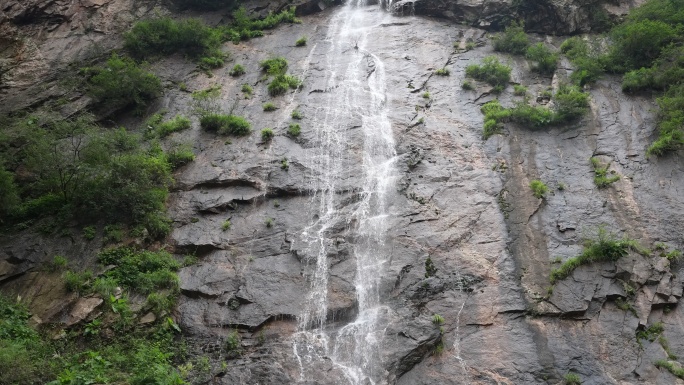 瀑布山泉水清洁水源