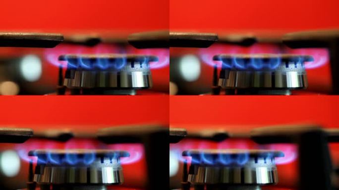 炉灶上燃烧的煤气。