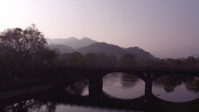 石桥河流美丽乡村