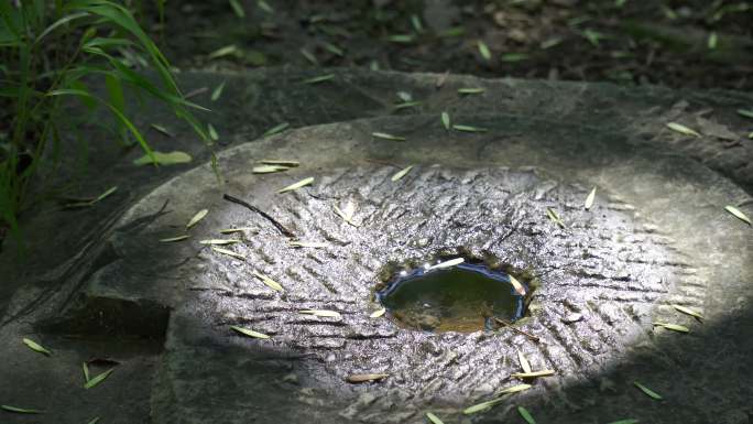 水洼积水倒影遗迹神秘古城遗址