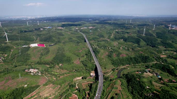 河南济源高速公路风车航拍4k