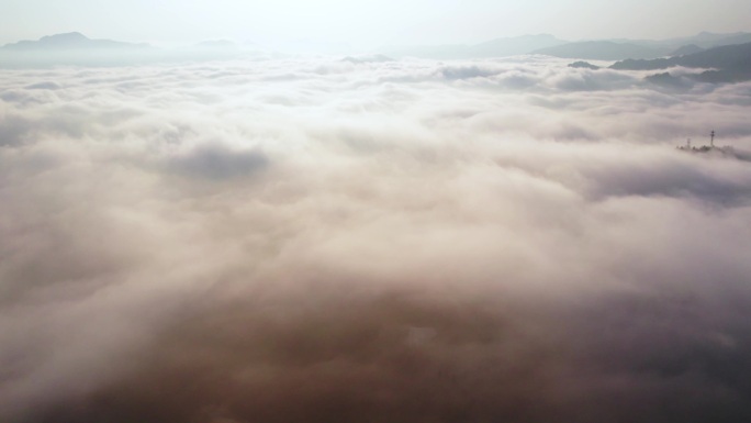 壮观云海云雾航拍直上云霄