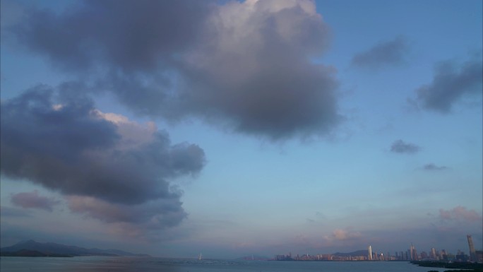 清晨深圳红树林海面天空云景