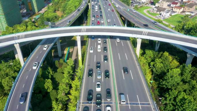 【4K】航拍城市高架立交桥堵车