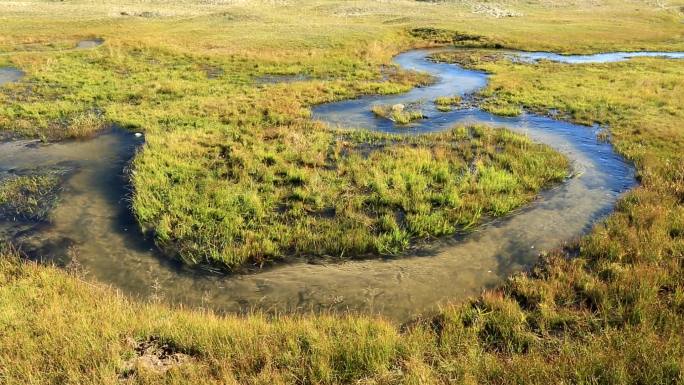 世界最窄的河流：内蒙古耗来河