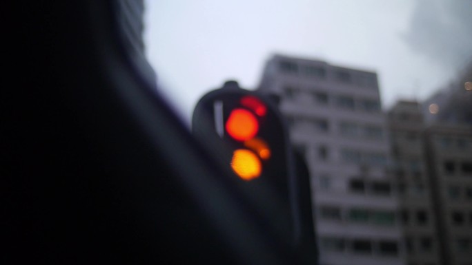 香港 行驶车内拍摄 窗外红绿灯