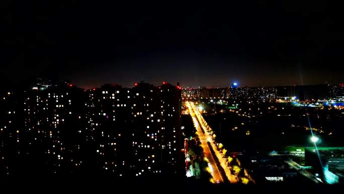 4K高清实拍西安城市夜景城市交通穿梭视频