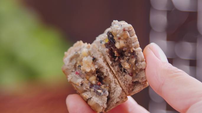 荞麦苏子月饼