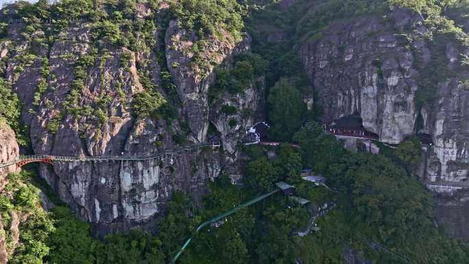 杭州建德大慈岩景区江南悬空寺航拍素材5