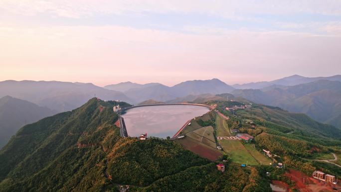 航拍湖州安吉天荒坪江南天池日出