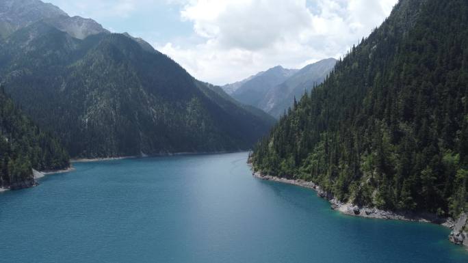 四川阿坝九寨沟县九寨沟景区风景航拍-14