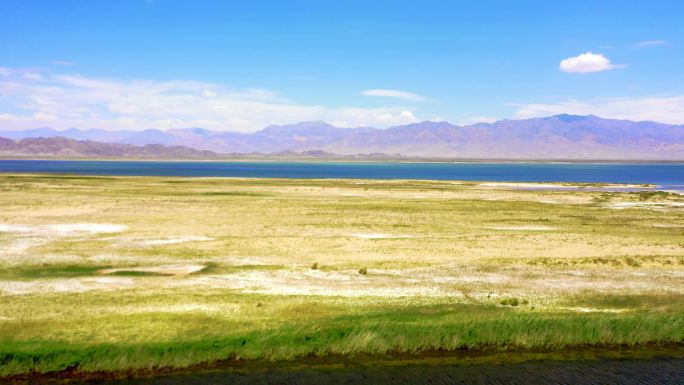 戈壁上的绿宝石，海西蒙古族自治州小柴旦湖