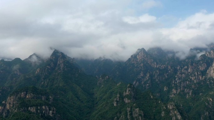 南阳老界岭航拍（延时）云海