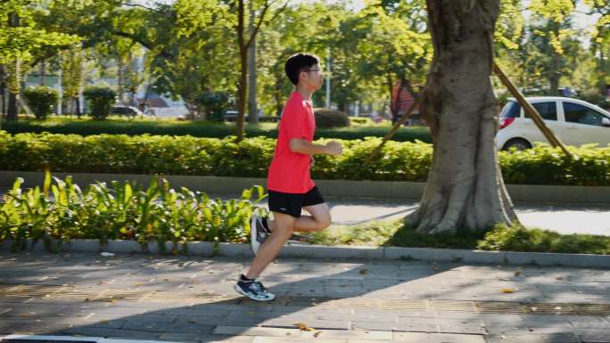 城市 跑步 青年