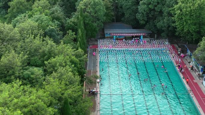 青原山游泳池