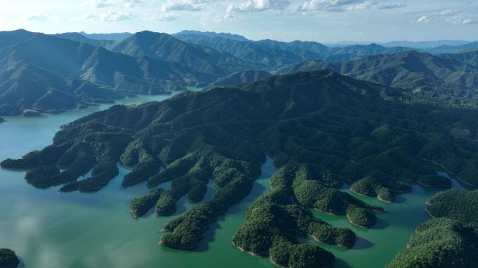 宁国青龙湾原生态旅游度假区