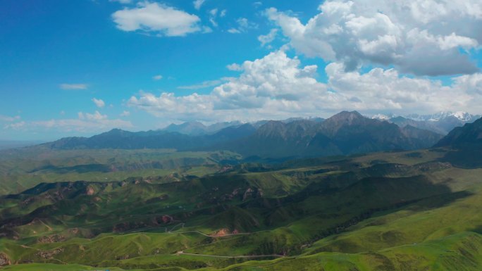 张掖祁连山南麓风光