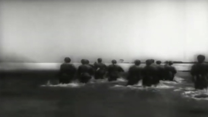 50年代抗美援朝急行军过江河冲锋