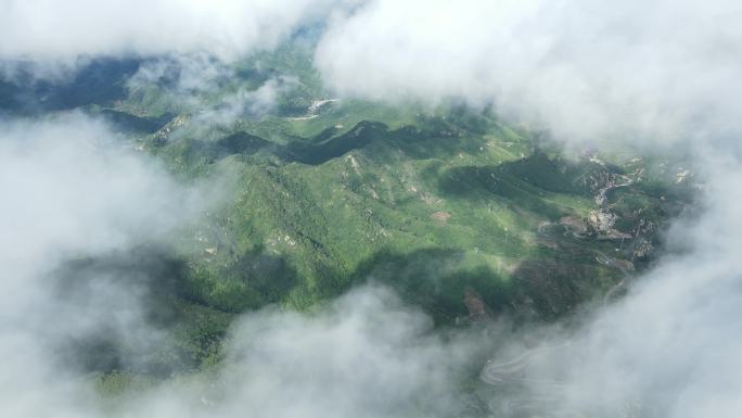 穿云航拍秦皇岛燕山绿化森林覆盖环境空气好